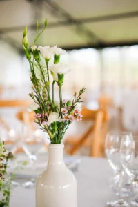 Mariage Printanier Ck traiteur chateau du deffray Labo sauvage fleuriste