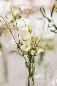 Mariage Printanier Ck traiteur chateau du deffray Labo sauvage fleuriste