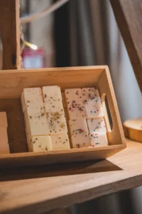 Vide Wedding #1 LaboSauvage fleuriste Casson Mariage