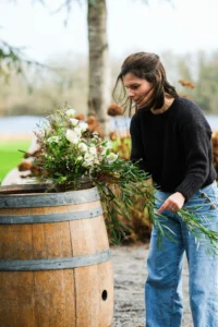 Mariage Printanier Ck traiteur chateau du deffray Labo sauvage fleuriste