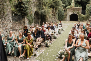 Labo sauvage Fleuriste mariage Casson Nantes mariage cérémonie allée centrale