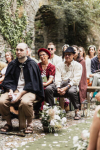Labo sauvage Fleuriste mariage Casson Nantes mariage cérémonie allée centrale