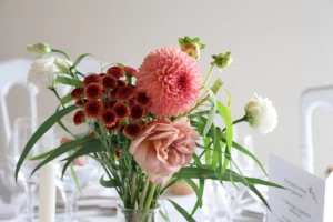 Labo sauvage Fleuriste mariage Casson Nantes mariage bouquet centre de table