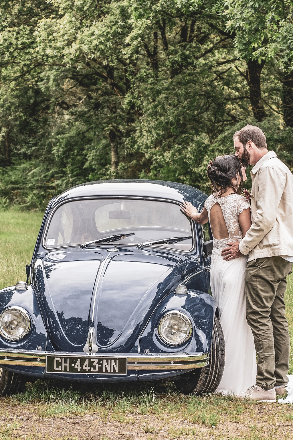 Atelier Labo Sauvage fleuriste mariage fleurs fraiche Nantes Nort-sur-Erdre Casson Mariage simplicité teintes bordeaux