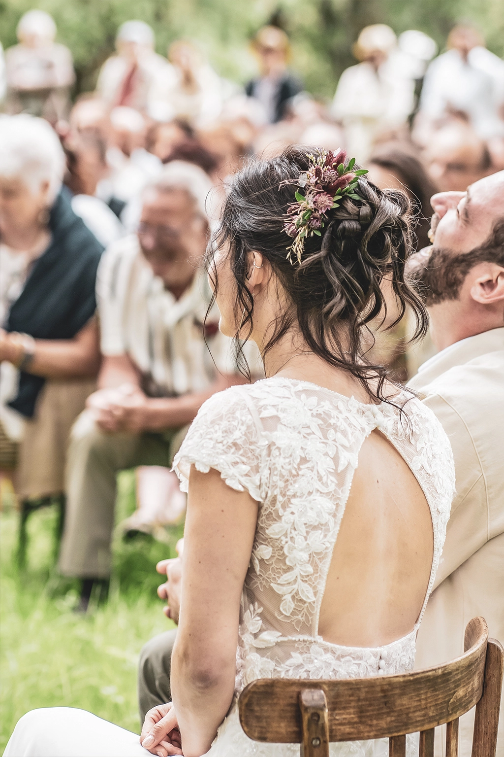 Atelier Labo Sauvage fleuriste mariage fleurs fraiche Nantes Nort-sur-Erdre Casson Mariage simplicité teintes bordeaux