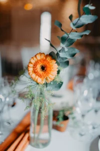 Atelier Labo Sauvage fleuriste mariage fleurs fraiche Nantes Nort-sur-Erdre Casson Mariage coloré pep's